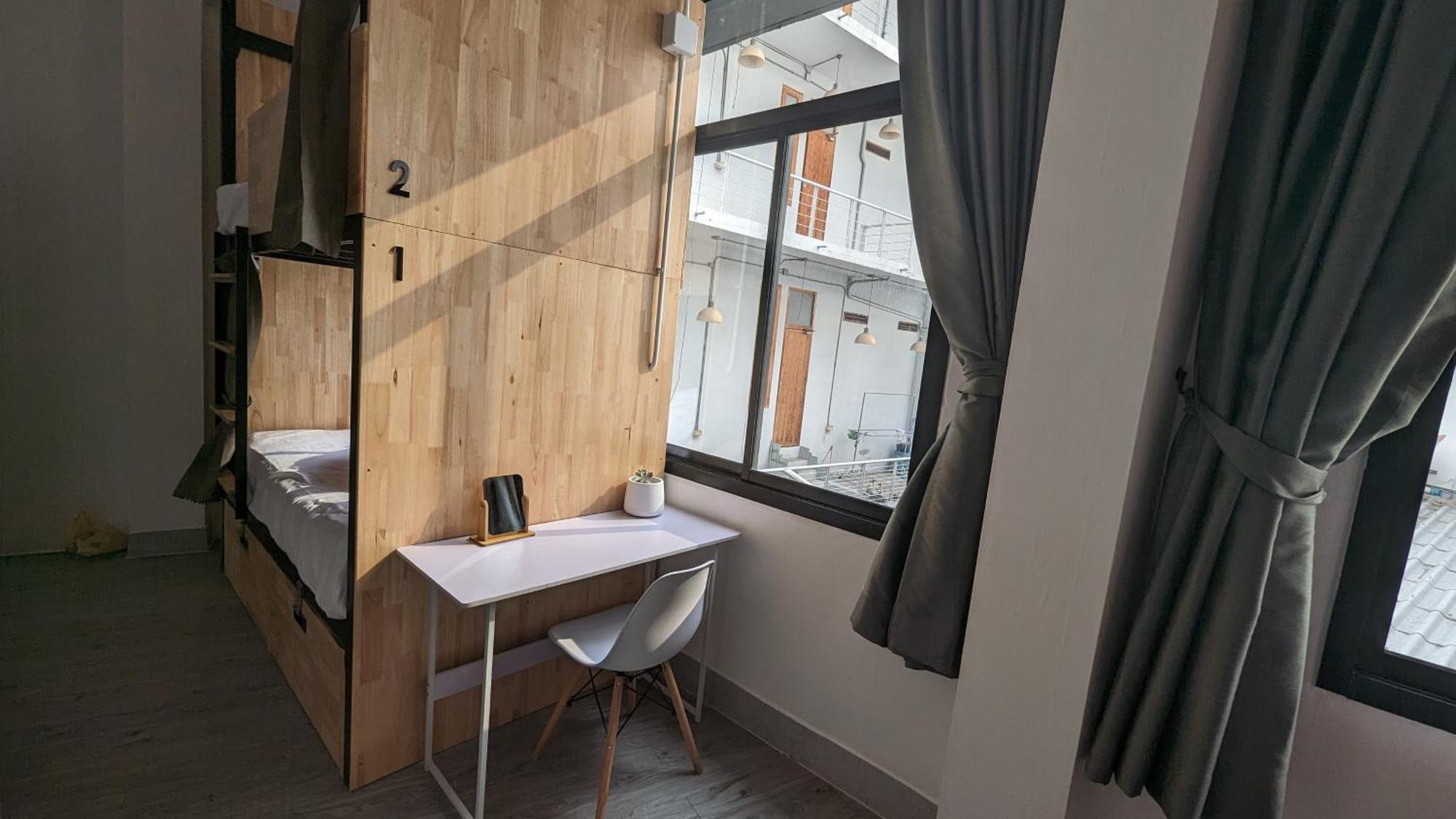 Urban Jungle Hostel Bangkok Extérieur photo