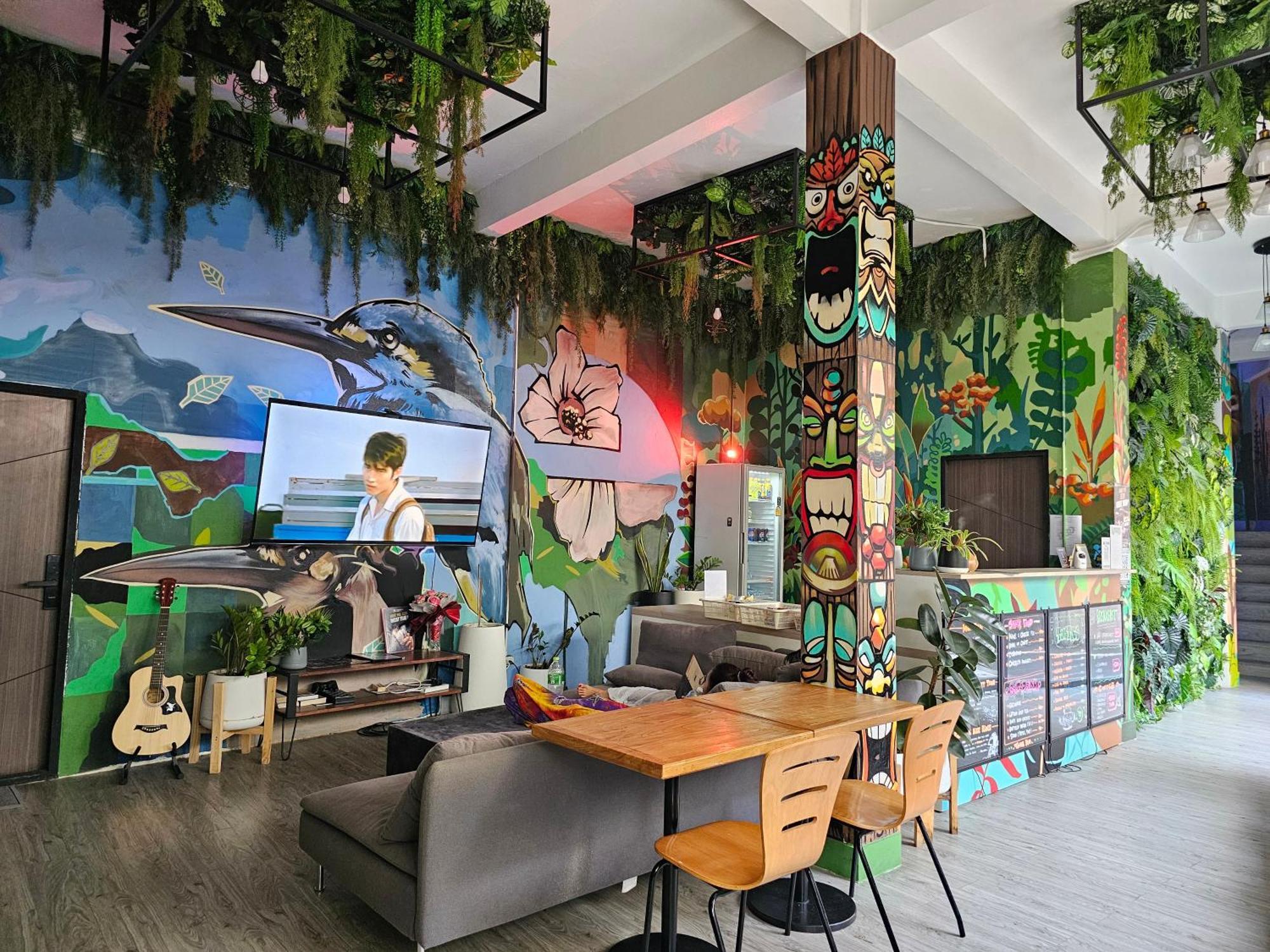 Urban Jungle Hostel Bangkok Extérieur photo